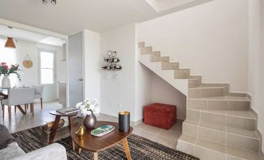 Casa en Venta con 2 recamaras Alberca  a 10 minutos de Cuautla Morelos