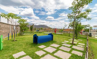 Casa en Venta con 2 recamaras Alberca  a 10 minutos de Cuautla Morelos