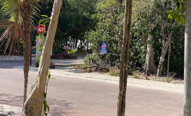 Terreno en esquina Punta Vista
