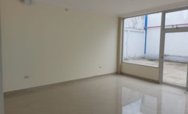 Local Comercial de alquiler en Gasolinera, 350 m2, km 14,5 Vía a Daule.