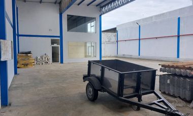 Local Comercial de alquiler en Gasolinera, 350 m2, km 14,5 Vía a Daule.