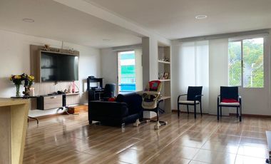 44436 Apartamento en arriendo en el sector Loma del Escobero