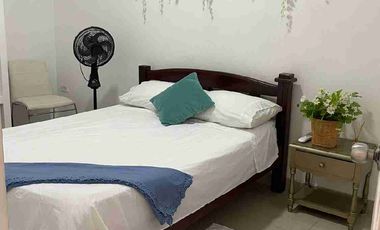 Arriendo apto AMOBLADO Serranía