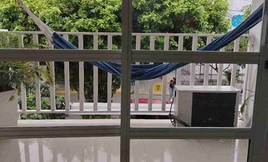 Arriendo apto AMOBLADO Serranía