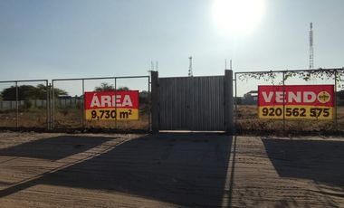 VENDO TERRENO EN ZONA INDUSTRIAL  AL COSTADO DE PETROPERU