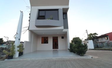 3 Bedrooms 2 Storey Townhouse For Sale near SM Masinag and Marikina PH2859