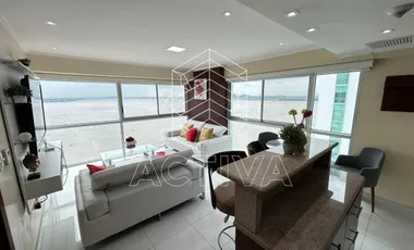 Suite en Renta con Vista Directa Al Rio en El Edificio Riverfront