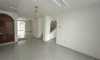 CASA EN VENTA SECTOR PONTEVEDRA VALLEDUPAR