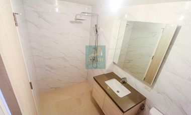 Roomy 3BR Semi-Furnished Condo for Sale at Mandani Bay