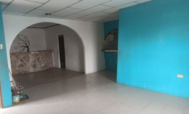 casa rentera de venta en manta Los Esteros