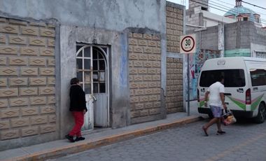 SE VENDE EXCELENTE TERRENO EN AMOZOC CERCA DEL ZOCALO DE AMOZOC BARDEADO CON SERVICIOS