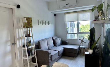 [FOR SALE] 1 BEDROOM SEMI-FURNISHED CONDOMINIUM- THE GROVE BY ROCKWELL