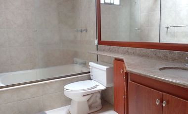 44974 Casa en arriendo en el sector Loma del Atravezado