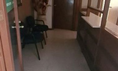 UBICADÍSIMA Oficina en VENTA $1'700,000, edificio Ave Juárez, zona Esmeralda. Puebla.