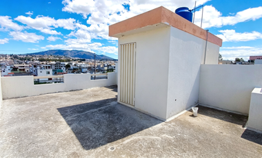 Hermosa Casa 84 m2 habitables, en Venta, POR ESTRENAR, con 3 Dormitorios, Parqueadero y Terraza, en Conjunto Exclusivo en Calderón.