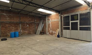 Terreno con Bodega y Oficina en renta en Toluca