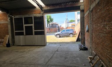 Terreno con Bodega y Oficina en renta en Toluca