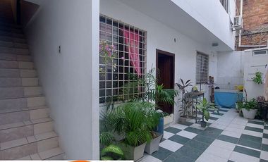 En Machala de Venta Excelente Casa Rentera Muy Cerca al Centro de la Ciudad, Sector AKi Av. De Las Palmeras