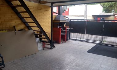 AMPLIA Y COMODA CASA EN LOS PLATEROS , PUDAHUEL 5 DORMITORIOS, 2 BAÑOS