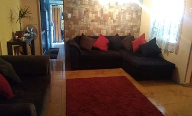 AMPLIA Y COMODA CASA EN LOS PLATEROS , PUDAHUEL 5 DORMITORIOS, 2 BAÑOS
