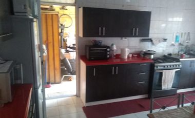 AMPLIA Y COMODA CASA EN LOS PLATEROS , PUDAHUEL 5 DORMITORIOS, 2 BAÑOS
