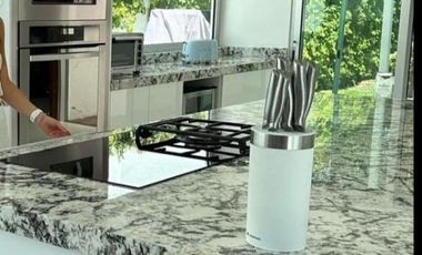 Casa en venta en villas del mesón de 1 piso y vista a club de golf