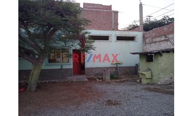 Se Vende Local Comercial-Industrial