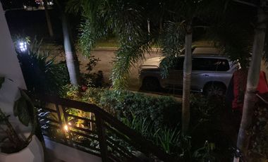 Venare Nuvali Vip House 4br + basement Office +  helpers quarter