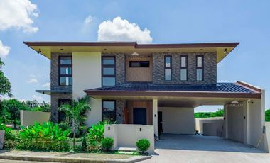 5 Bedroom House and Lot in Alabang West Village, Las Piñas City FOR SALE!