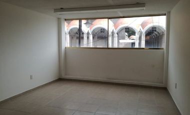 EDIFICIO COMERCIAL en VENTA frente al TEATRO MORELOS en el CENTRO de TOLUCA