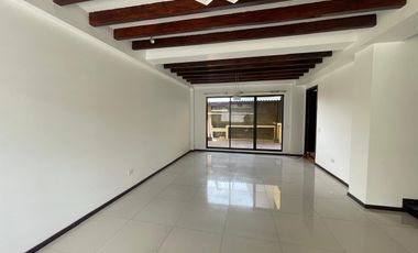 Casa de Renta, Cumbaya