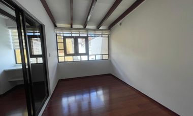 Casa de Renta, Cumbaya