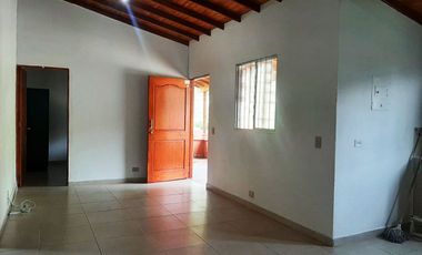 PR15680 Arriendo de casa en el sector La Mina