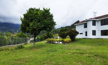 PR19379 Casa Comercial en arriendo en el sector La Mina