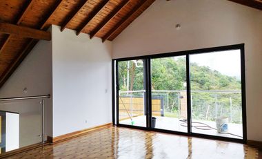 PR19379 Casa Comercial en arriendo en el sector La Mina