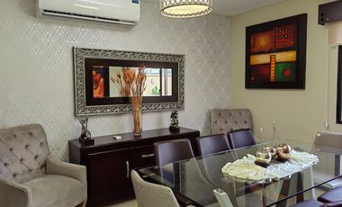 Casa de alquiler en la Urb. Santa María de Casa Grande, 4 dormitorios.