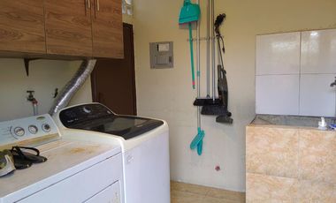 Casa de alquiler en la Urb. Santa María de Casa Grande, 4 dormitorios.