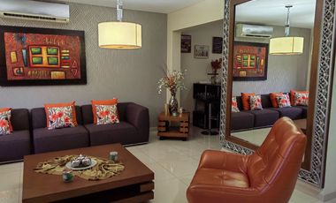 Casa de alquiler en la Urb. Santa María de Casa Grande, 4 dormitorios.