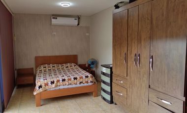 Casa de alquiler en la Urb. Santa María de Casa Grande, 4 dormitorios.