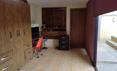 Casa de alquiler en la Urb. Santa María de Casa Grande, 4 dormitorios.