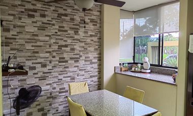 Casa de alquiler en la Urb. Santa María de Casa Grande, 4 dormitorios.