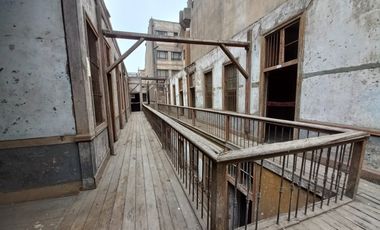 VENDO LOCAL COMO TERRENO EN EL CENTRO HISTORICO