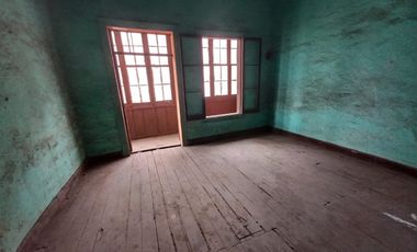 VENDO LOCAL COMO TERRENO EN EL CENTRO HISTORICO