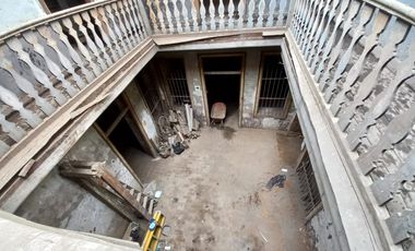 VENDO LOCAL COMO TERRENO EN EL CENTRO HISTORICO