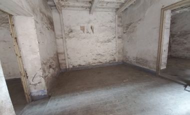 VENDO LOCAL COMO TERRENO EN EL CENTRO HISTORICO