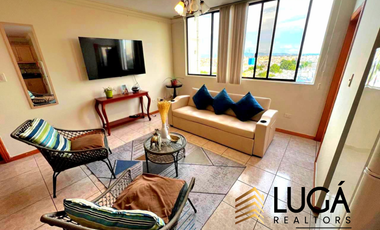 Suite amoblada frente al mar en renta, sector Playa Murciélago, cerca al Mall del Pacífico, Manta