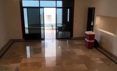 Alquilo Villa en los primeros kilómetros de vía la costa