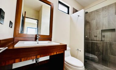 CASA NUEVA  EN VENTA EN ARBOLADA BY CUMBRES