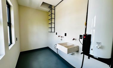 CASA NUEVA  EN VENTA EN ARBOLADA BY CUMBRES