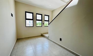 CASA NUEVA  EN VENTA EN ARBOLADA BY CUMBRES